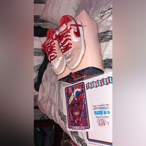 Special box Nike dunk sb strange love serious buyers only